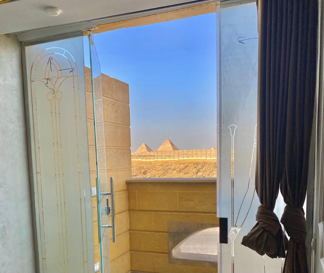 Happy Heaven Pyramids Appartement