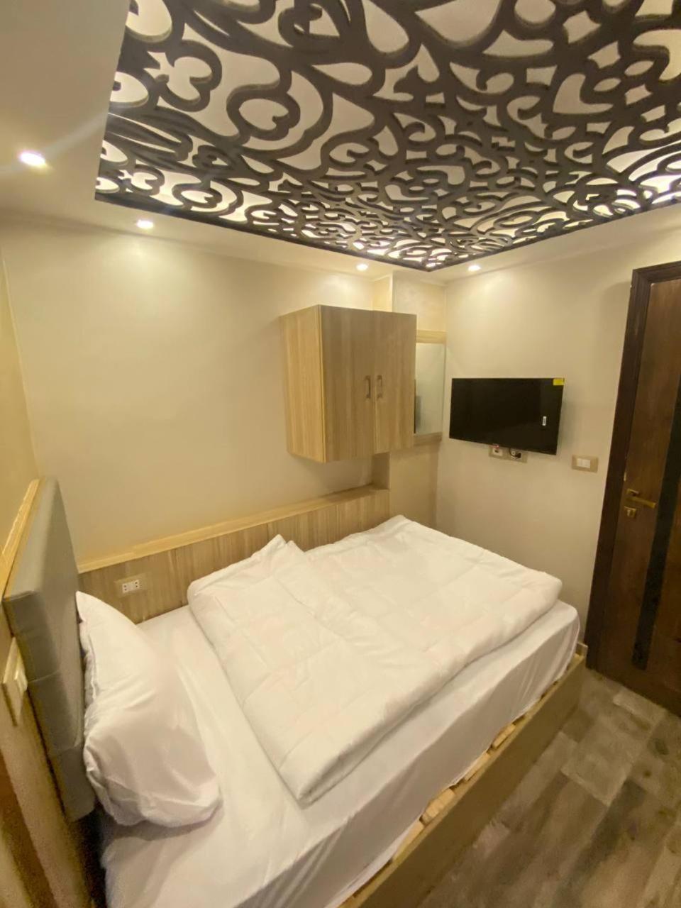Happy Heaven Pyramids Appartement *